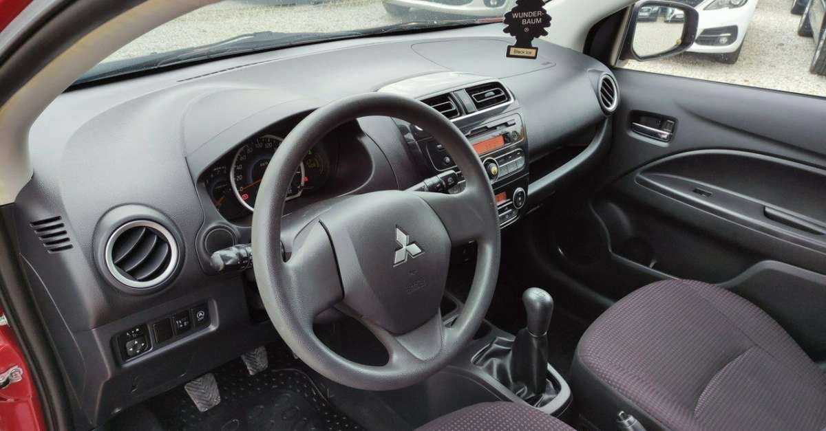 Mitsubishi Space Star - Zdjęcie 24