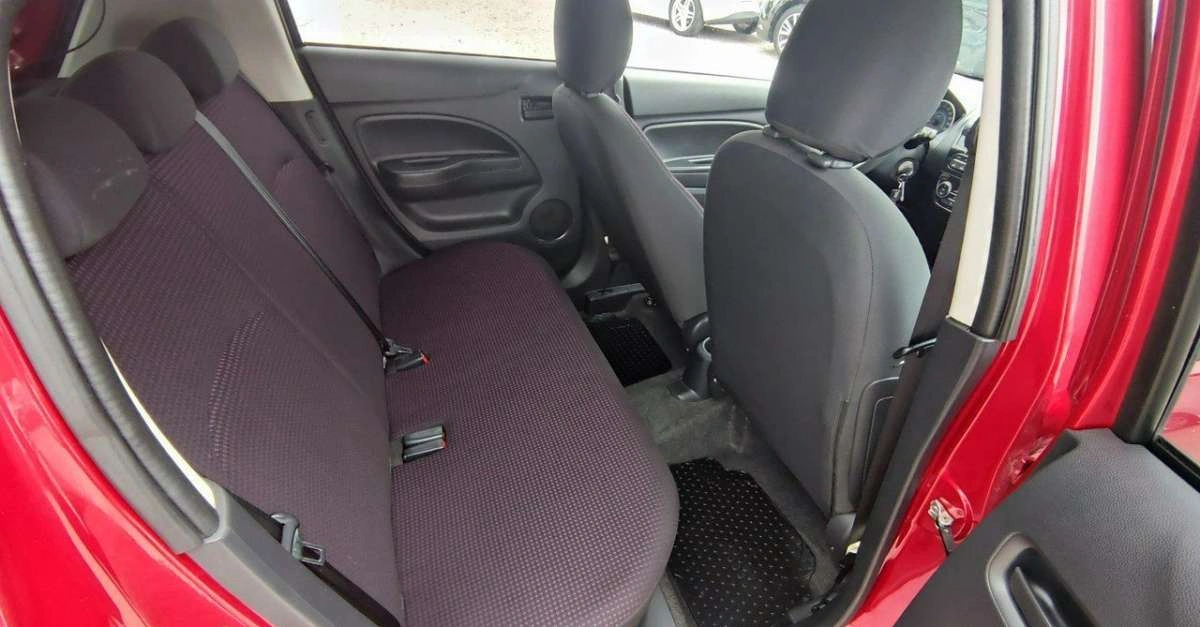 Mitsubishi Space Star - Zdjęcie 28