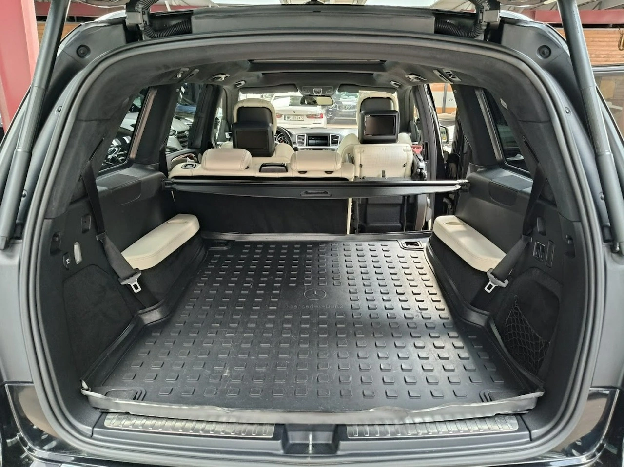 Mercedes GLS Klasa - Zdjęcie 17