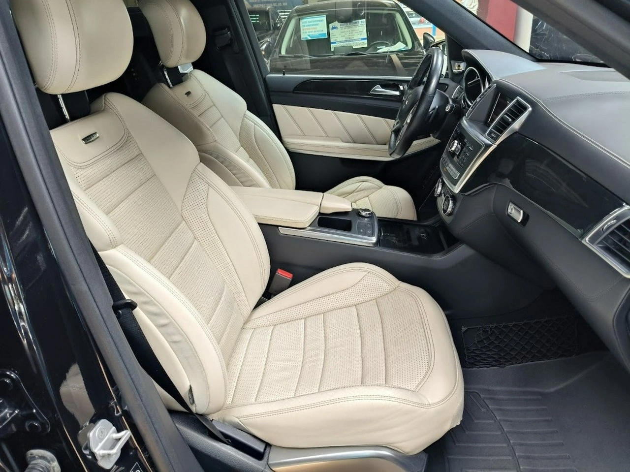 Mercedes GLS Klasa - Zdjęcie 21