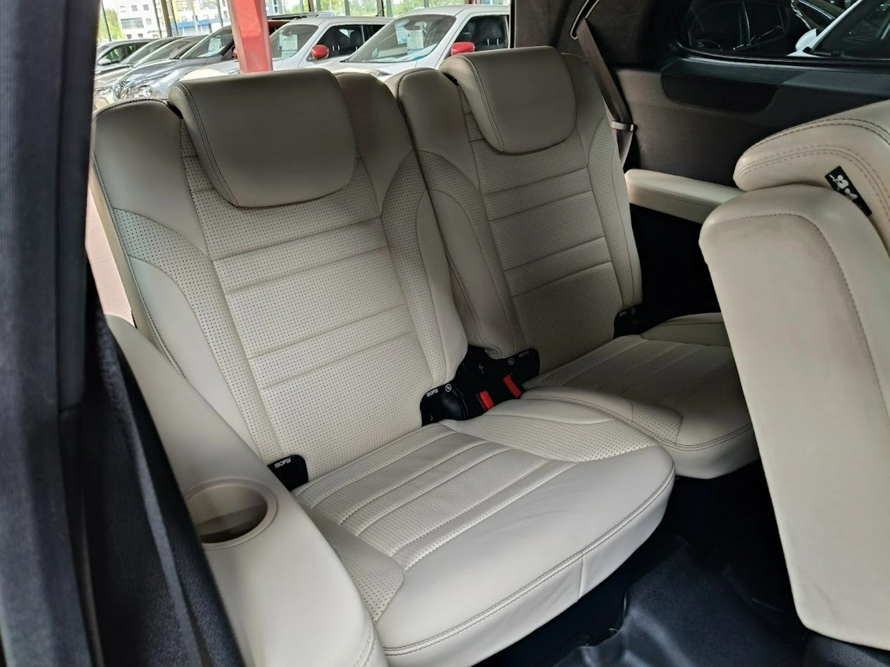 Mercedes GLS Klasa - Zdjęcie 24
