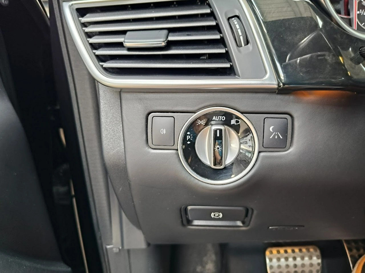 Mercedes GLS Klasa - Zdjęcie 34