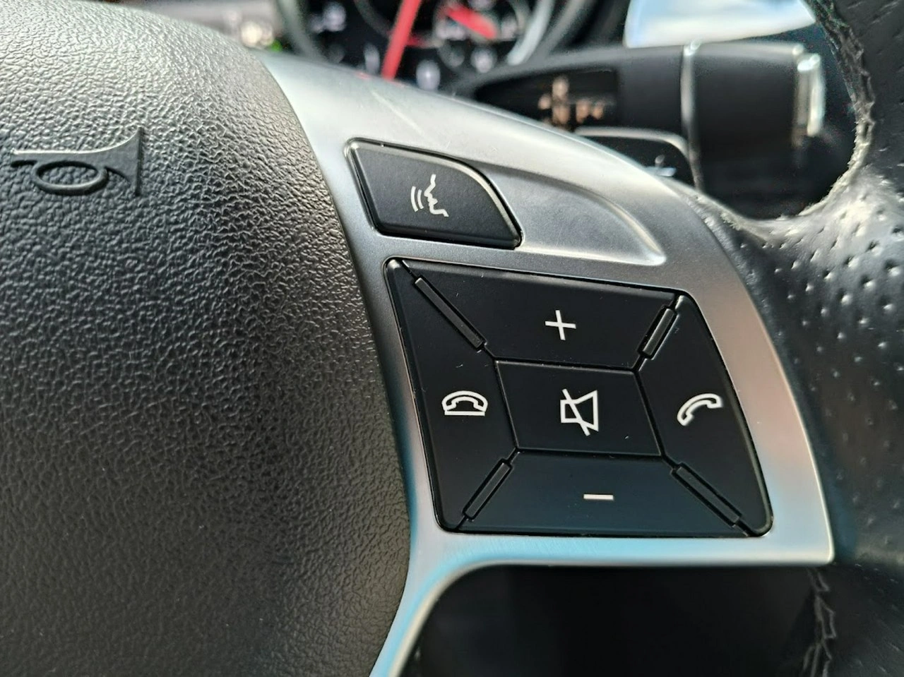 Mercedes GLS Klasa - Zdjęcie 38