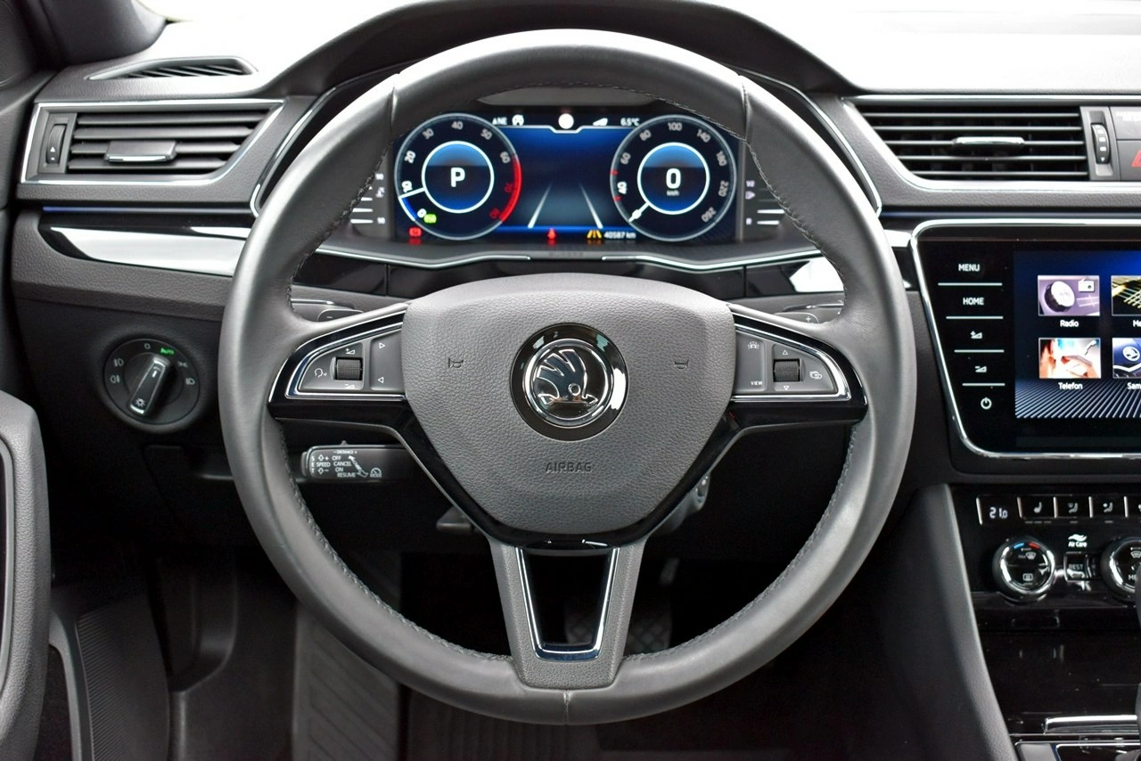 Skoda Superb - Zdjęcie 17