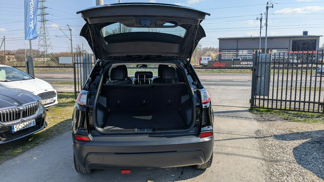 Jeep Cherokee - Zdjęcie 38