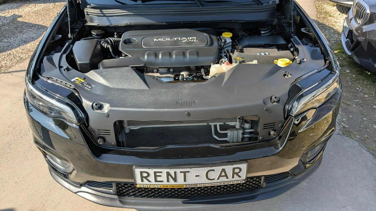 Jeep Cherokee - Zdjęcie 40