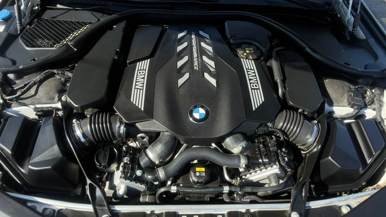 BMW 850 - Zdjęcie 35