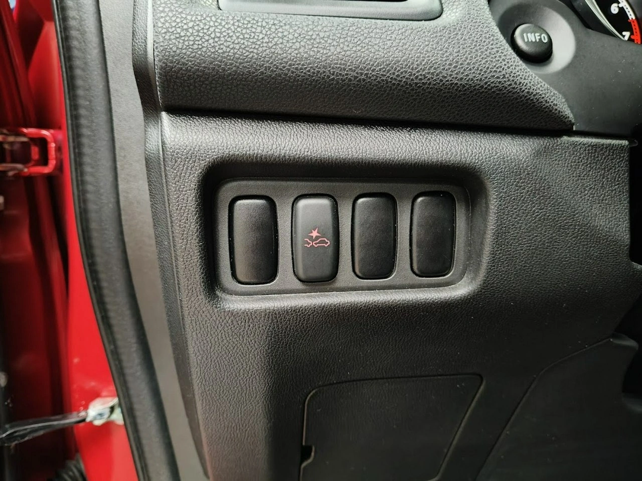 Mitsubishi ASX - Zdjęcie 16