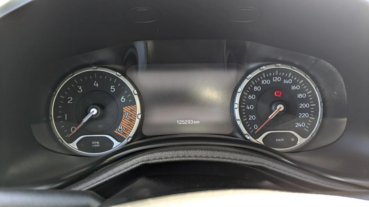 Jeep Renegade - Zdjęcie 17