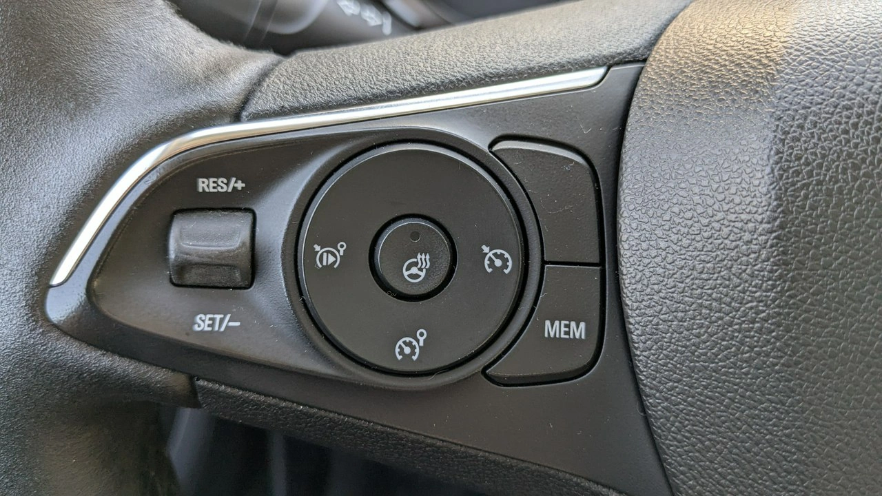 Opel Crossland X - Zdjęcie 25