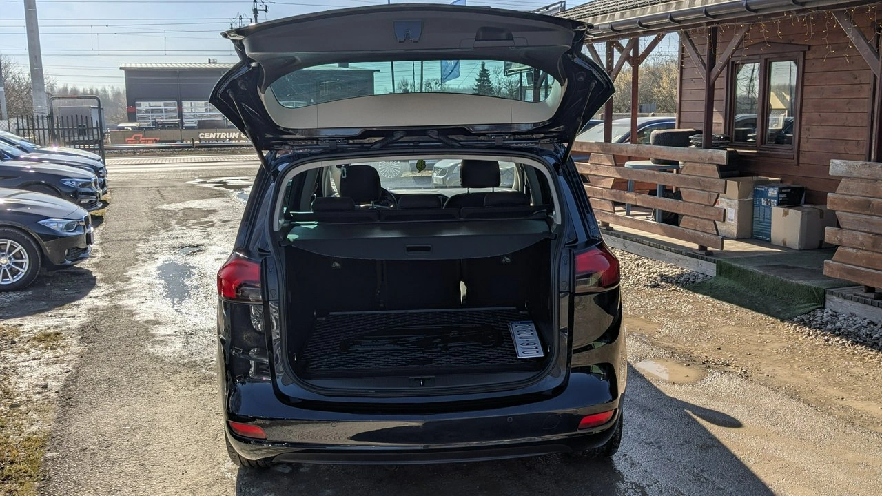 Opel Zafira - Zdjęcie 33