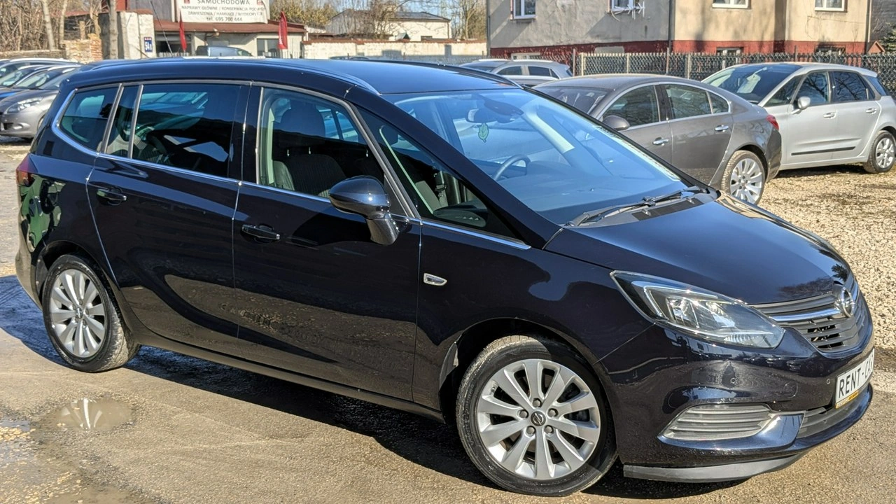 Opel Zafira - Zdjęcie 6