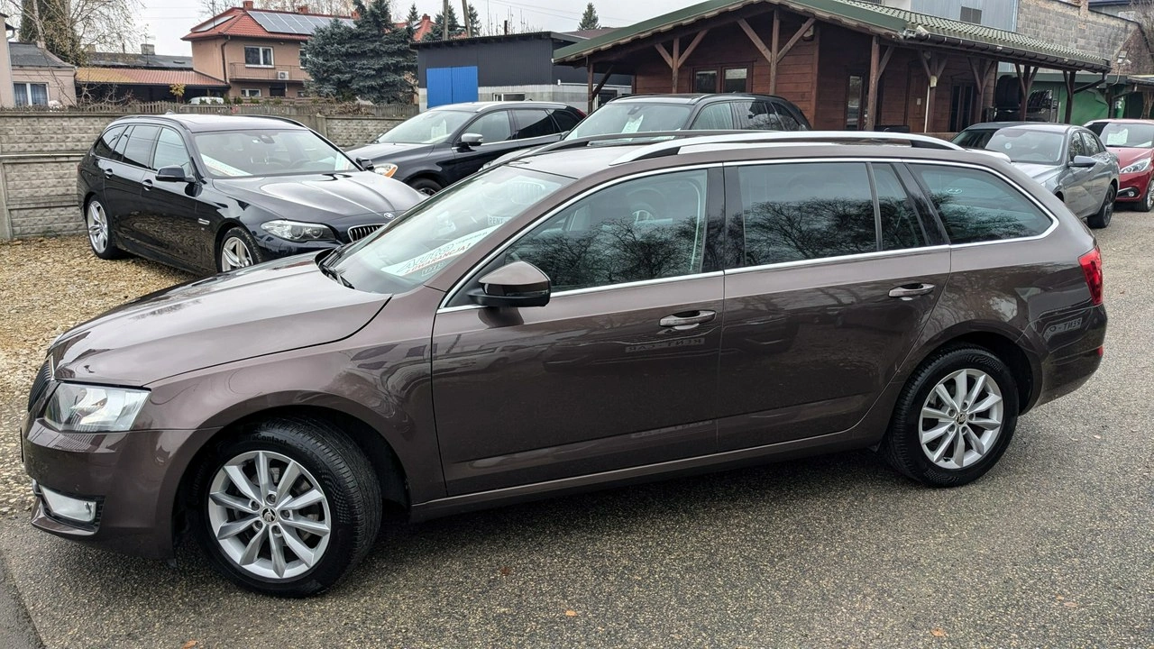 Skoda Octavia - Zdjęcie 2