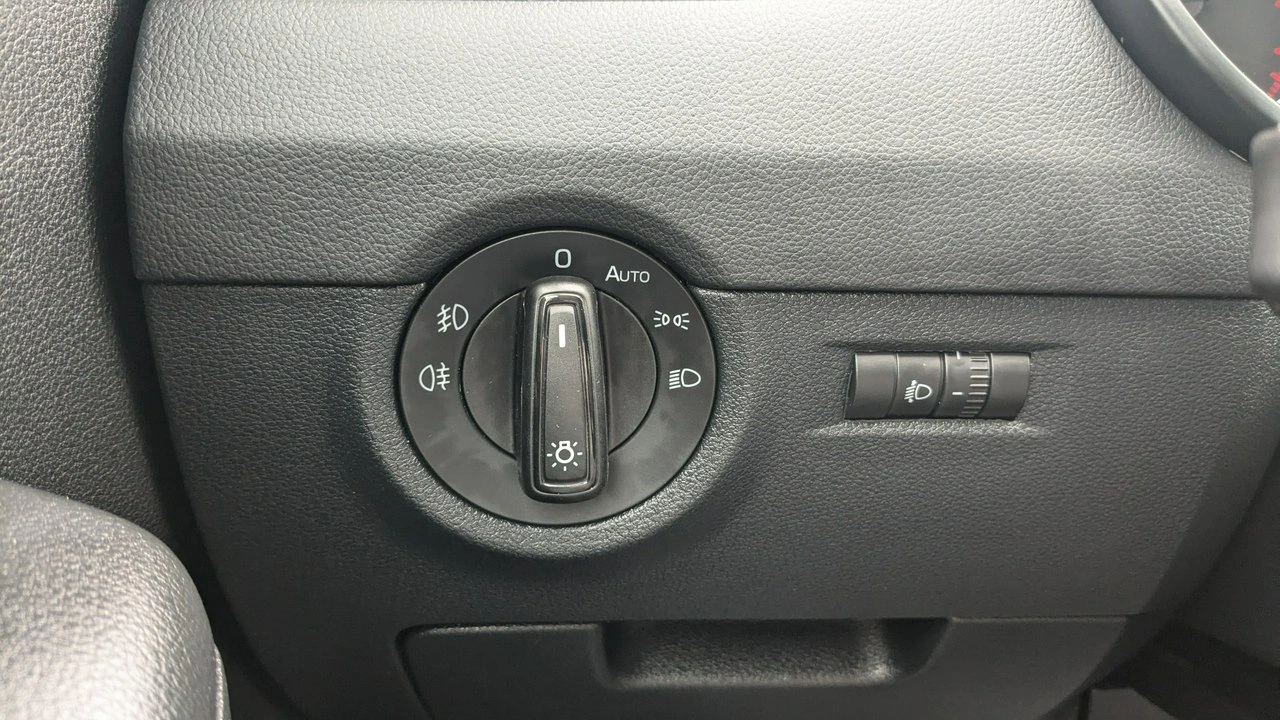 Skoda Octavia - Zdjęcie 31