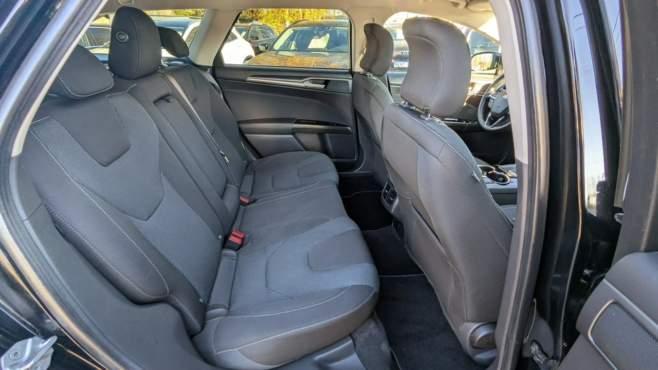 Ford Mondeo - Zdjęcie 16