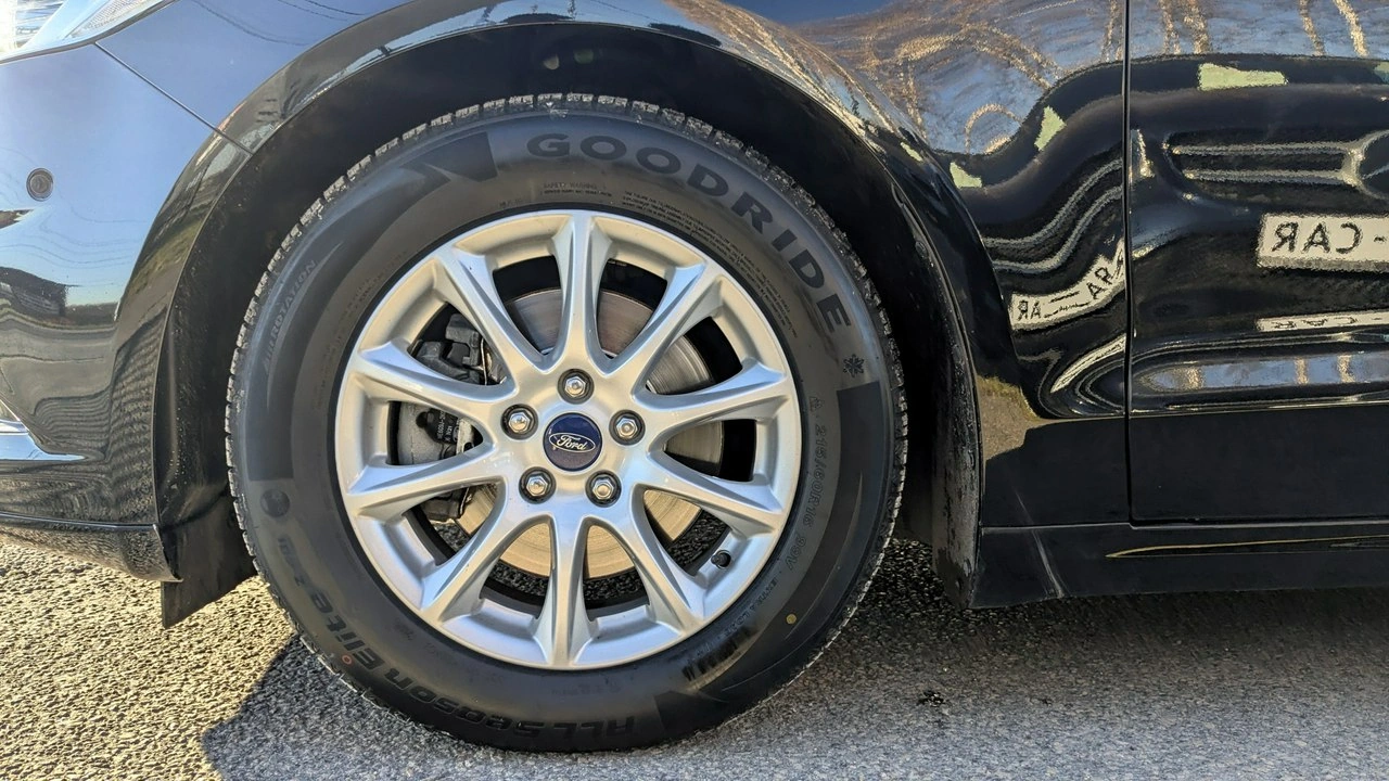 Ford Mondeo - Zdjęcie 37