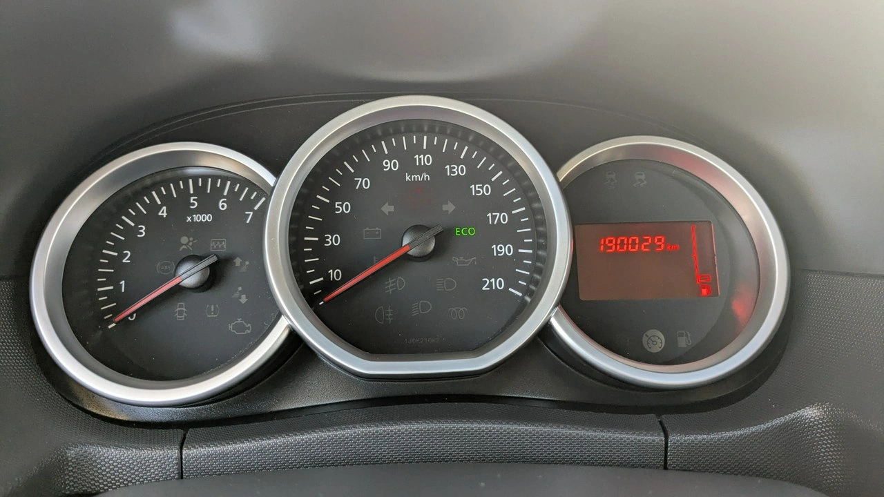 Dacia Duster - Zdjęcie 17