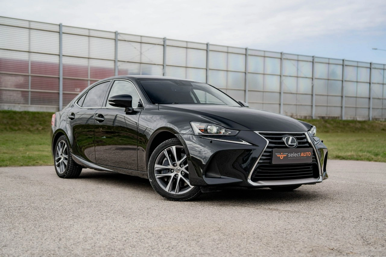 Lexus IS - Zdjęcie 2