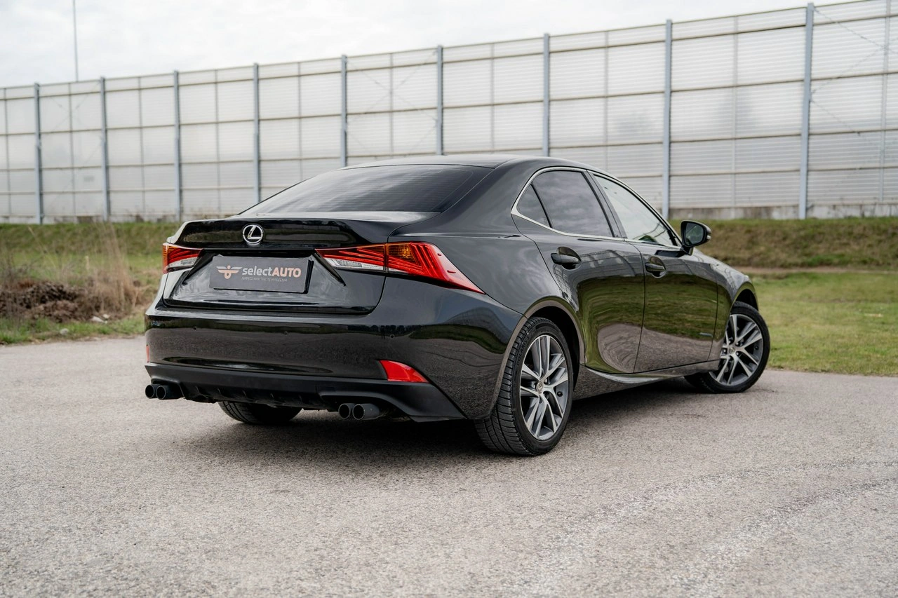 Lexus IS - Zdjęcie 5