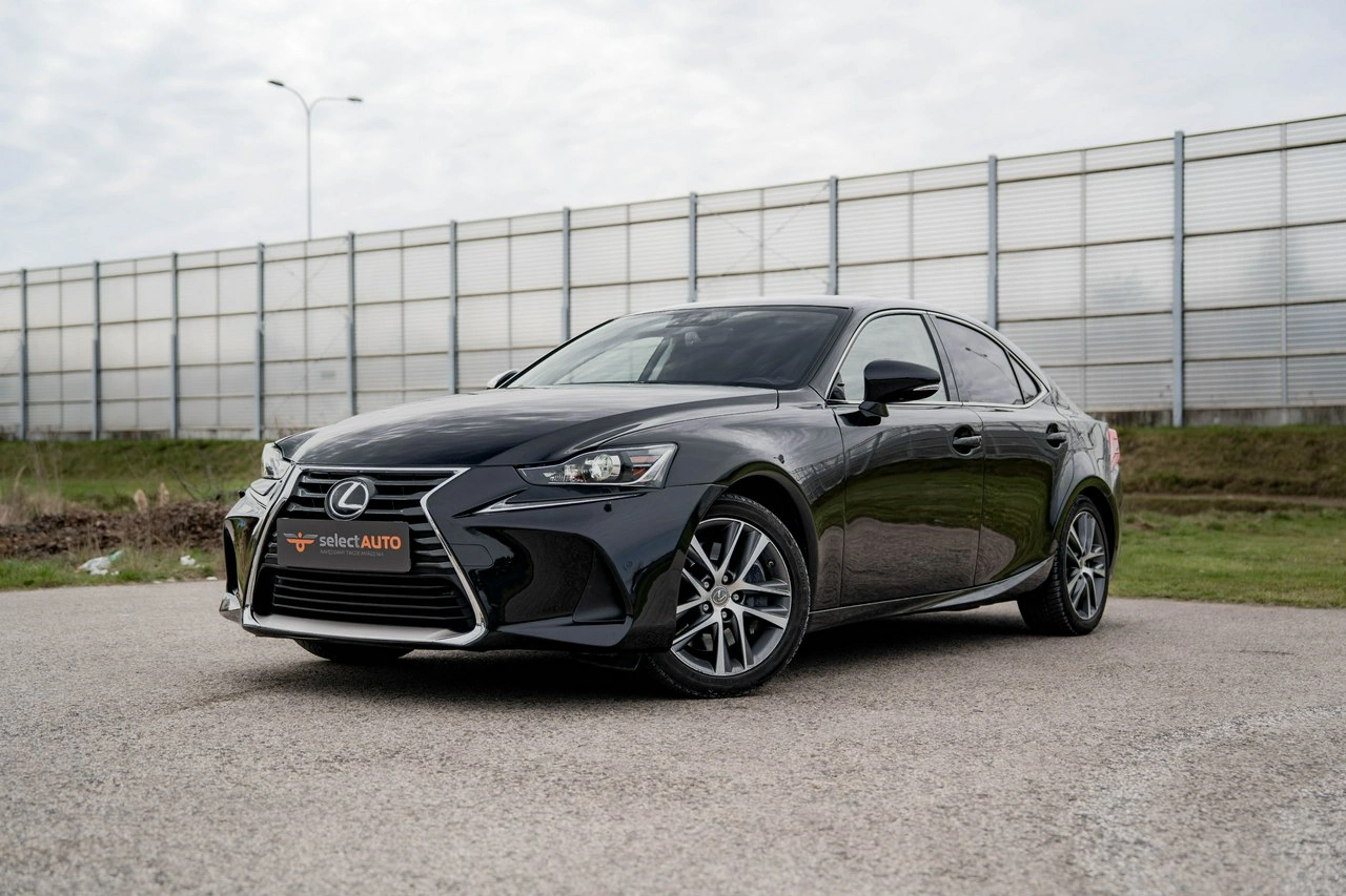 Lexus IS - Główne zdjęcie