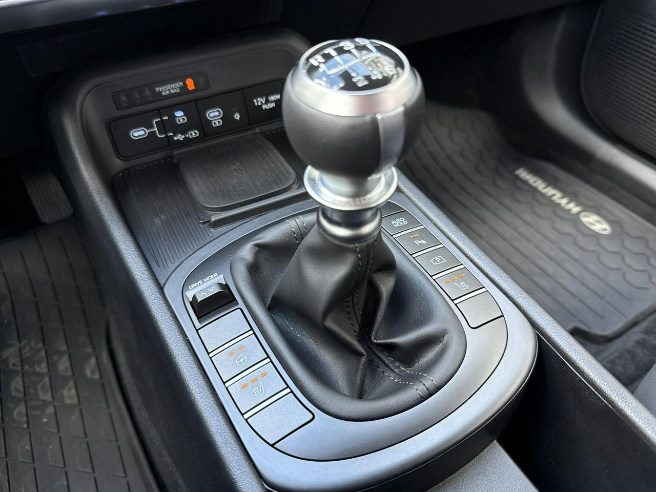 Hyundai Kona - Zdjęcie 19