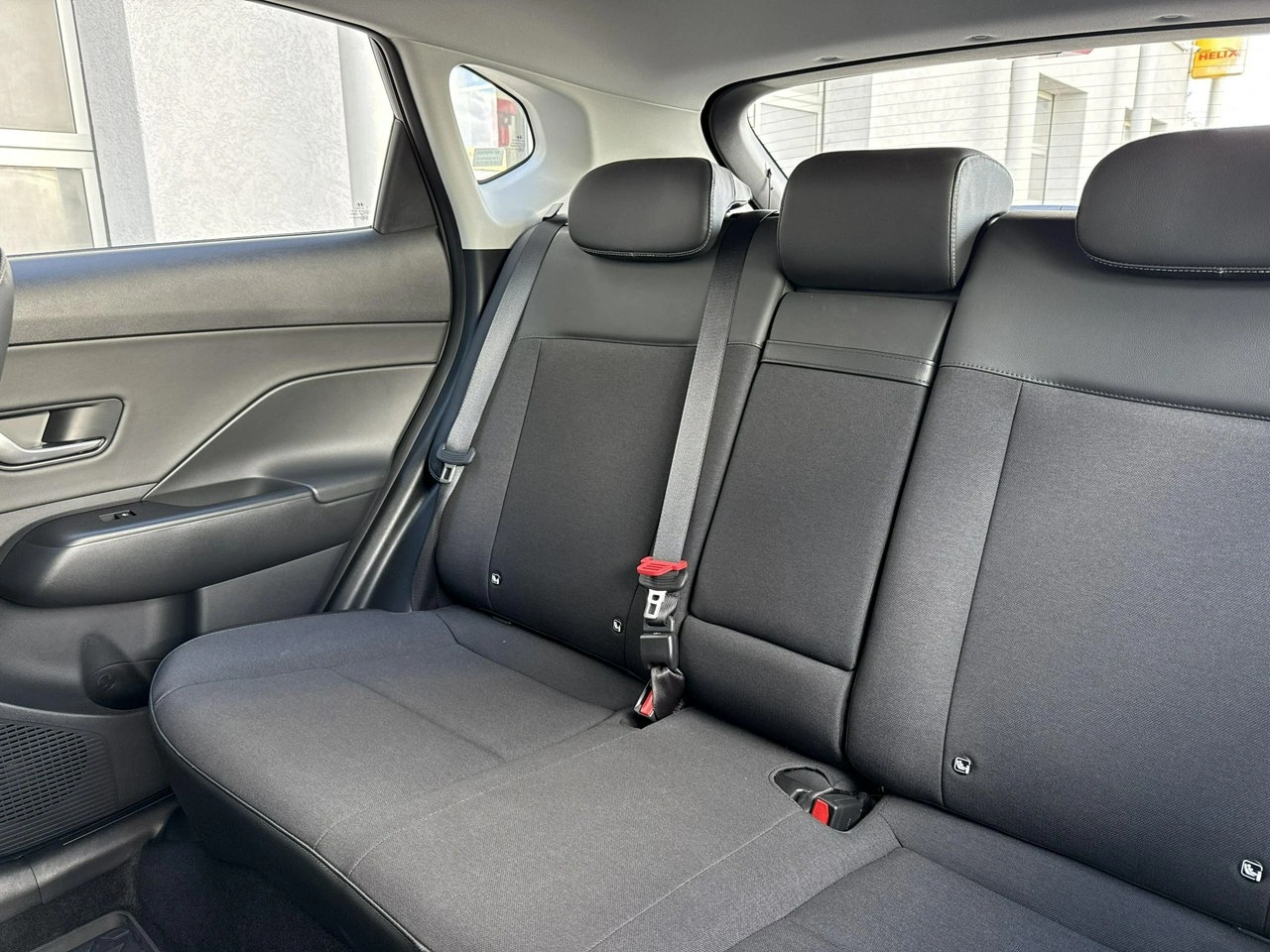 Hyundai Kona - Zdjęcie 25