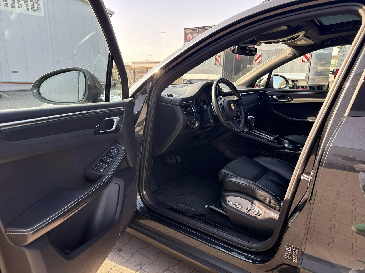 Porsche Macan - Zdjęcie 9
