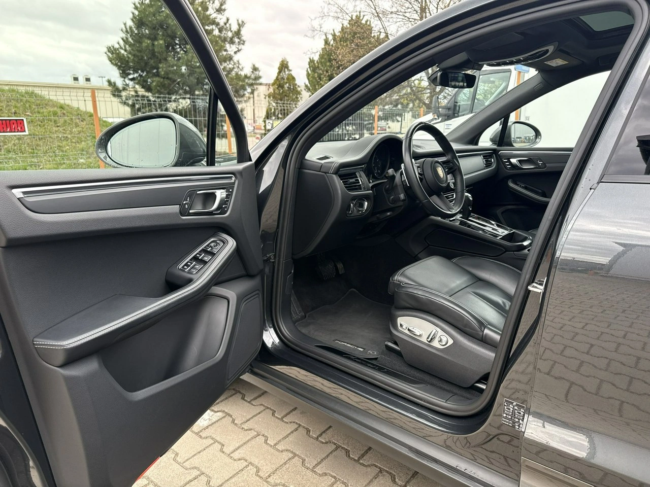 Porsche Macan - Zdjęcie 9