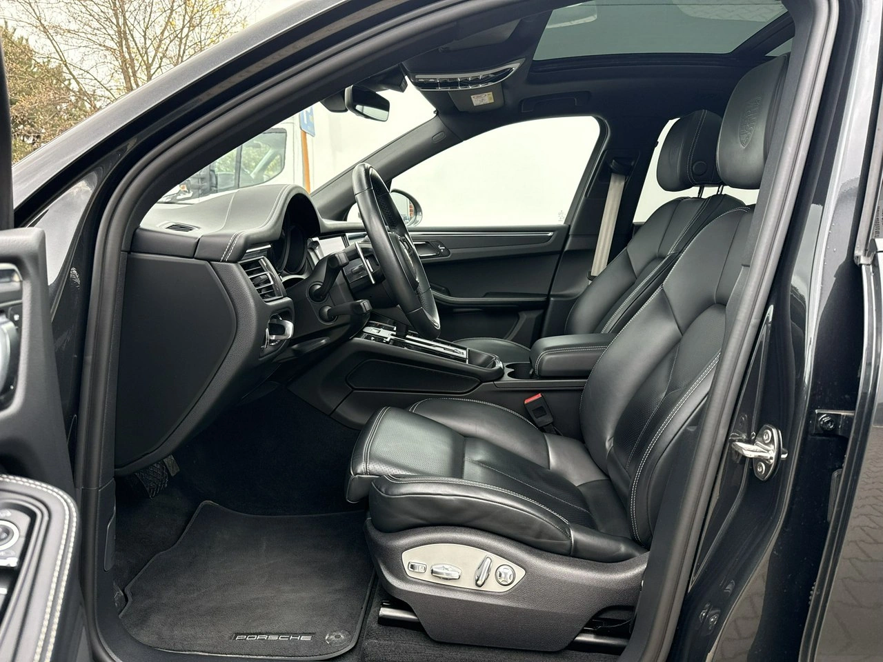 Porsche Macan - Zdjęcie 10