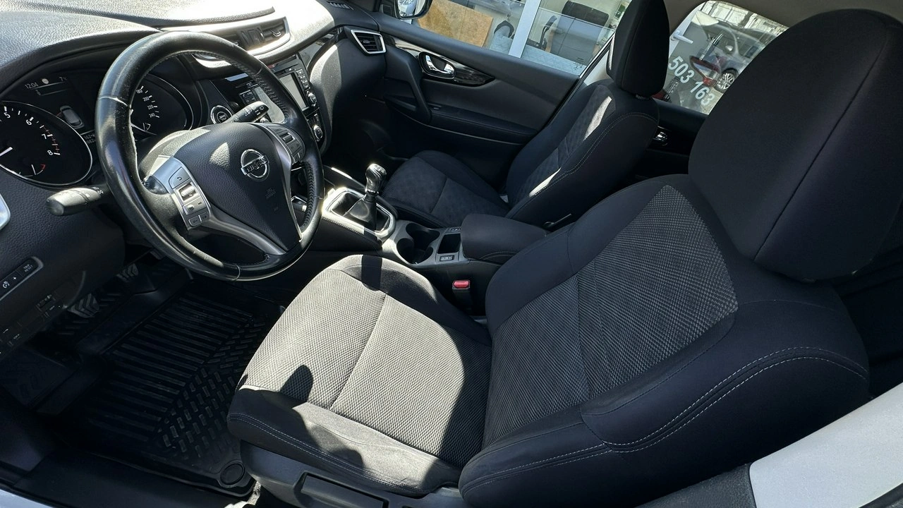 Nissan Qashqai - Zdjęcie 22