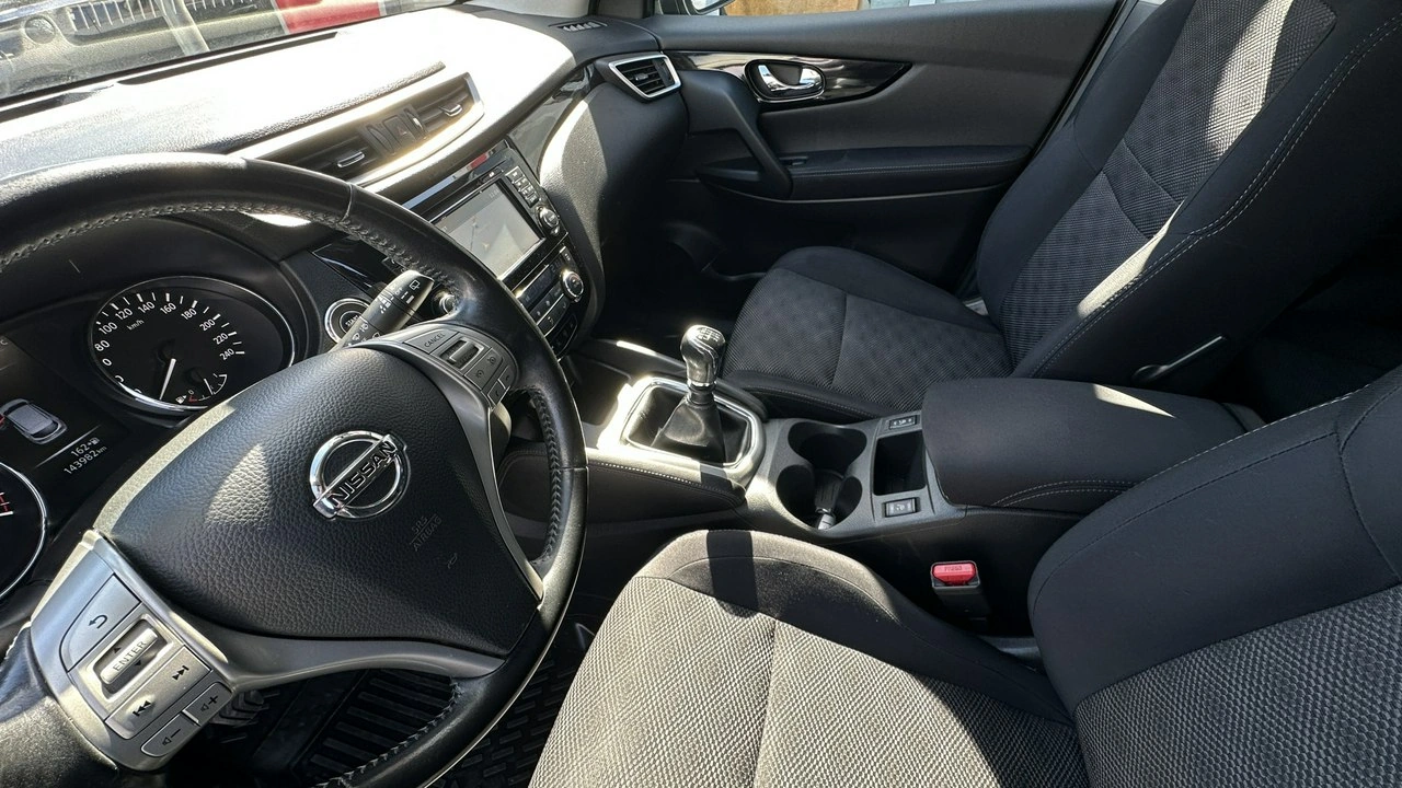 Nissan Qashqai - Zdjęcie 23