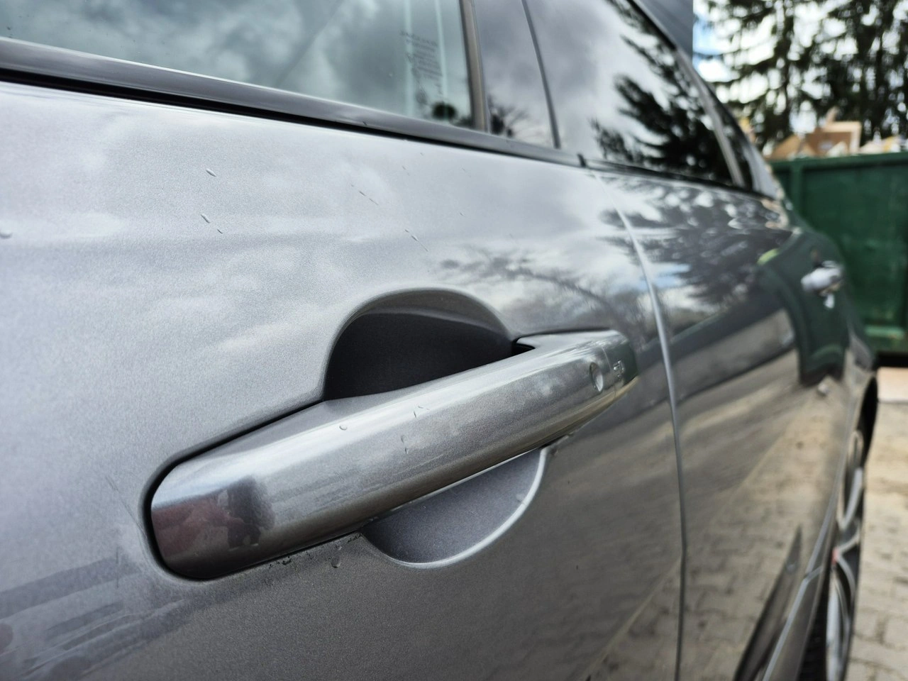 Jaguar XE - Zdjęcie 14