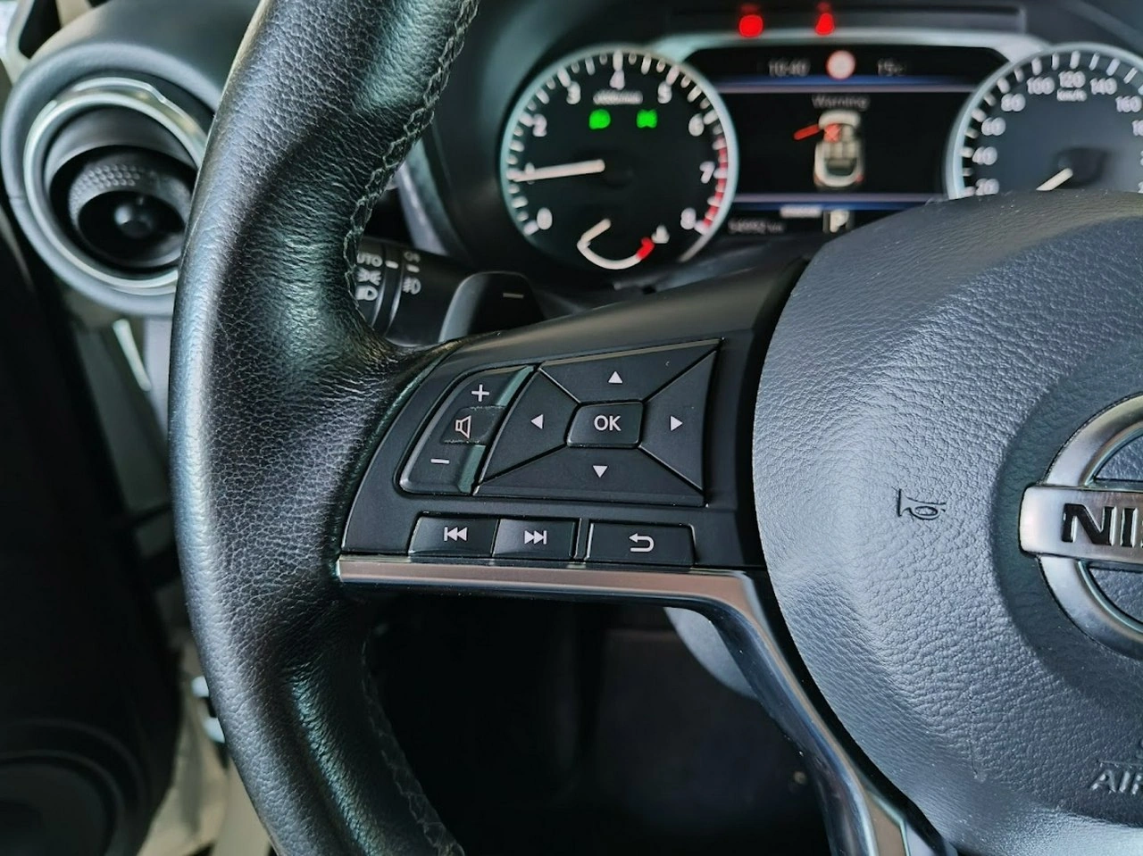 Nissan Juke - Zdjęcie 26