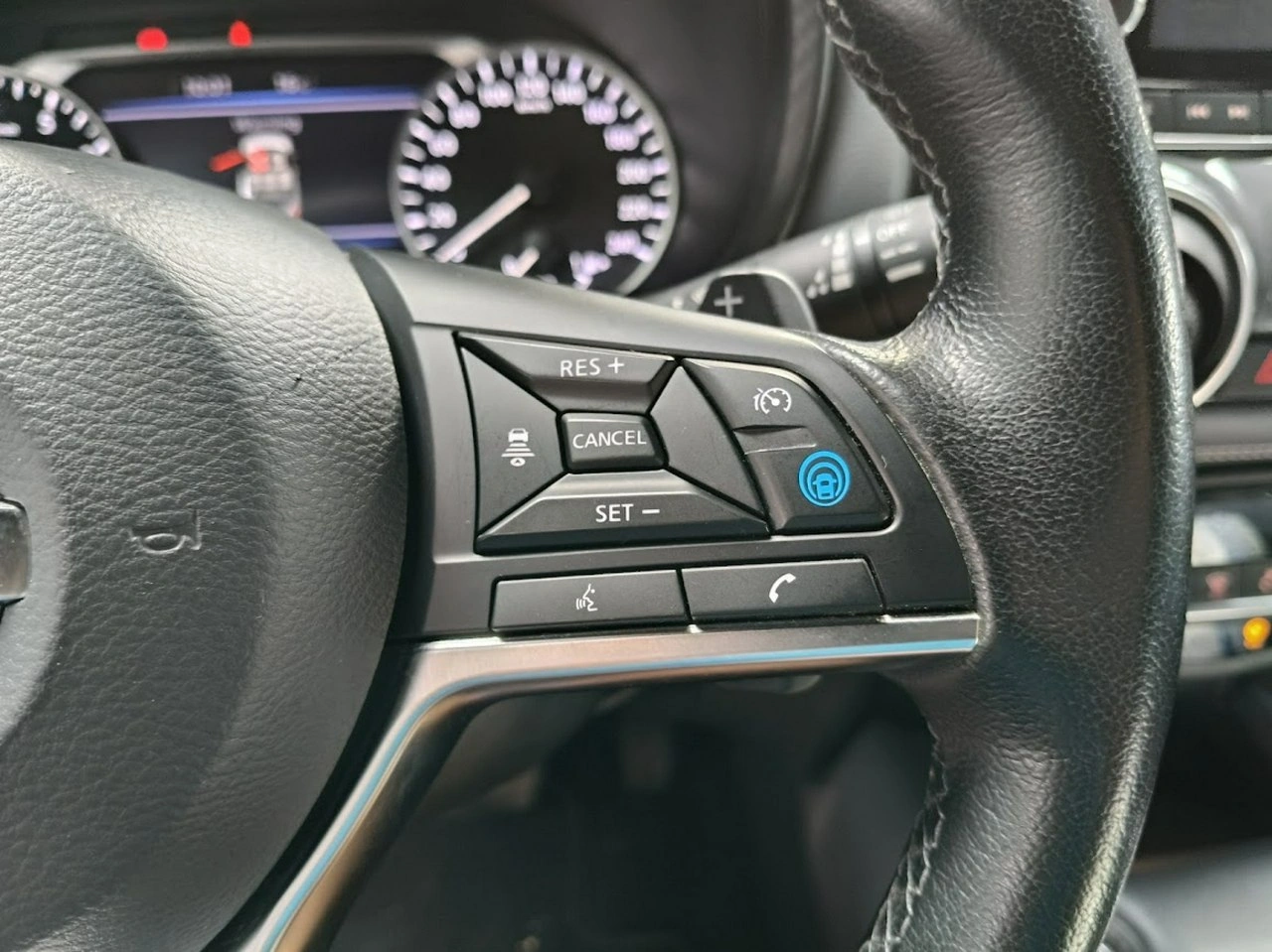 Nissan Juke - Zdjęcie 28