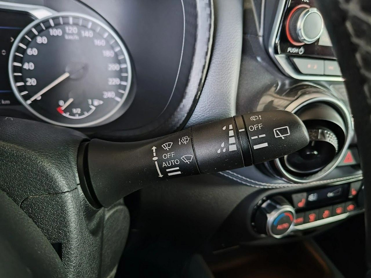 Nissan Juke - Zdjęcie 29