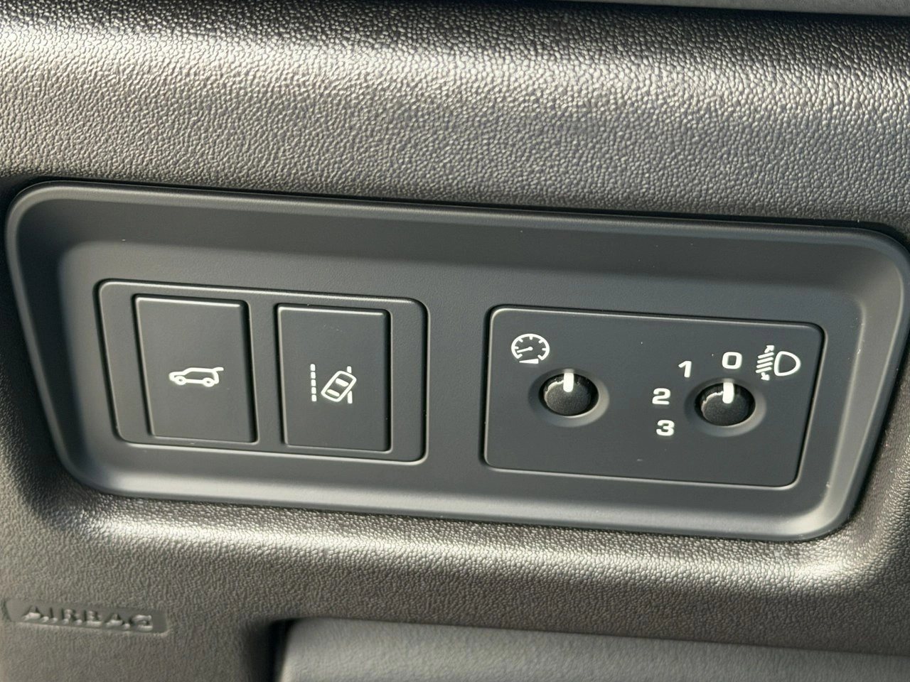 Land Rover Discovery Sport - Zdjęcie 16