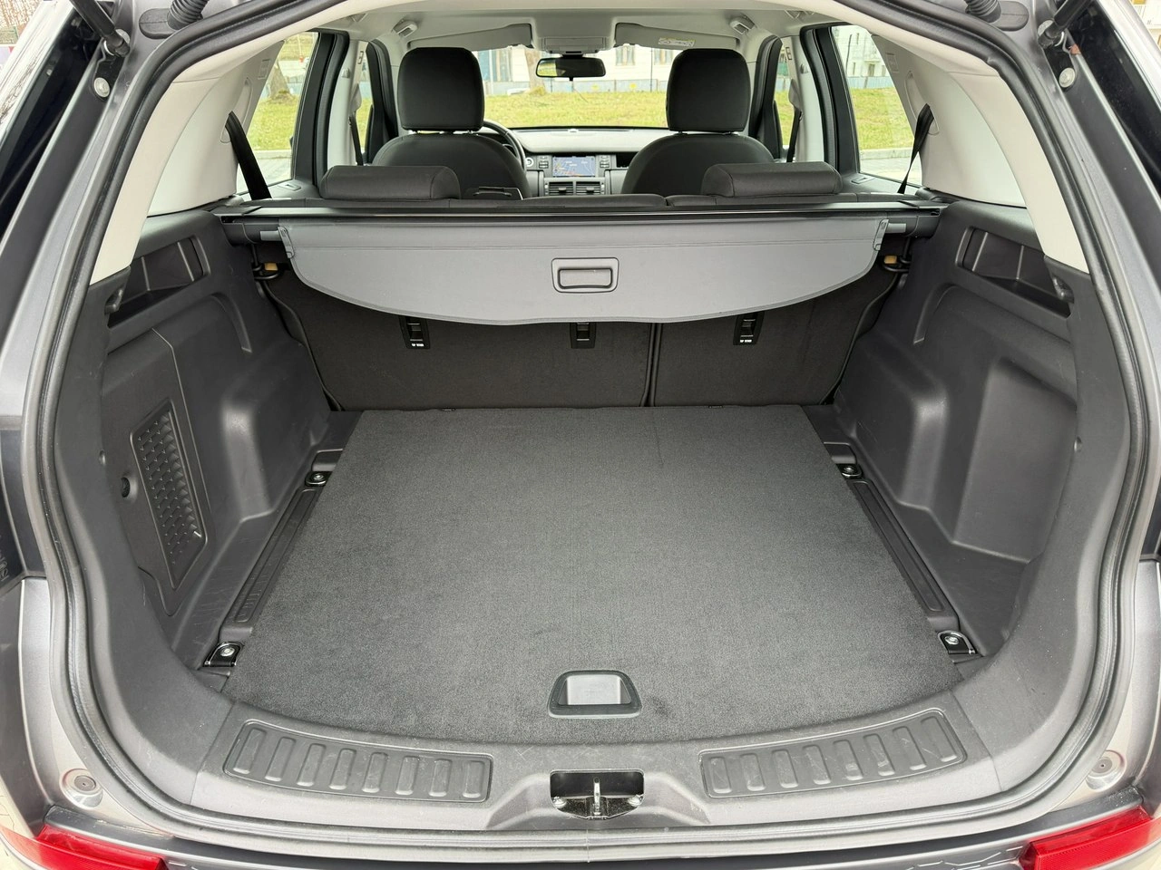 Land Rover Discovery Sport - Zdjęcie 38