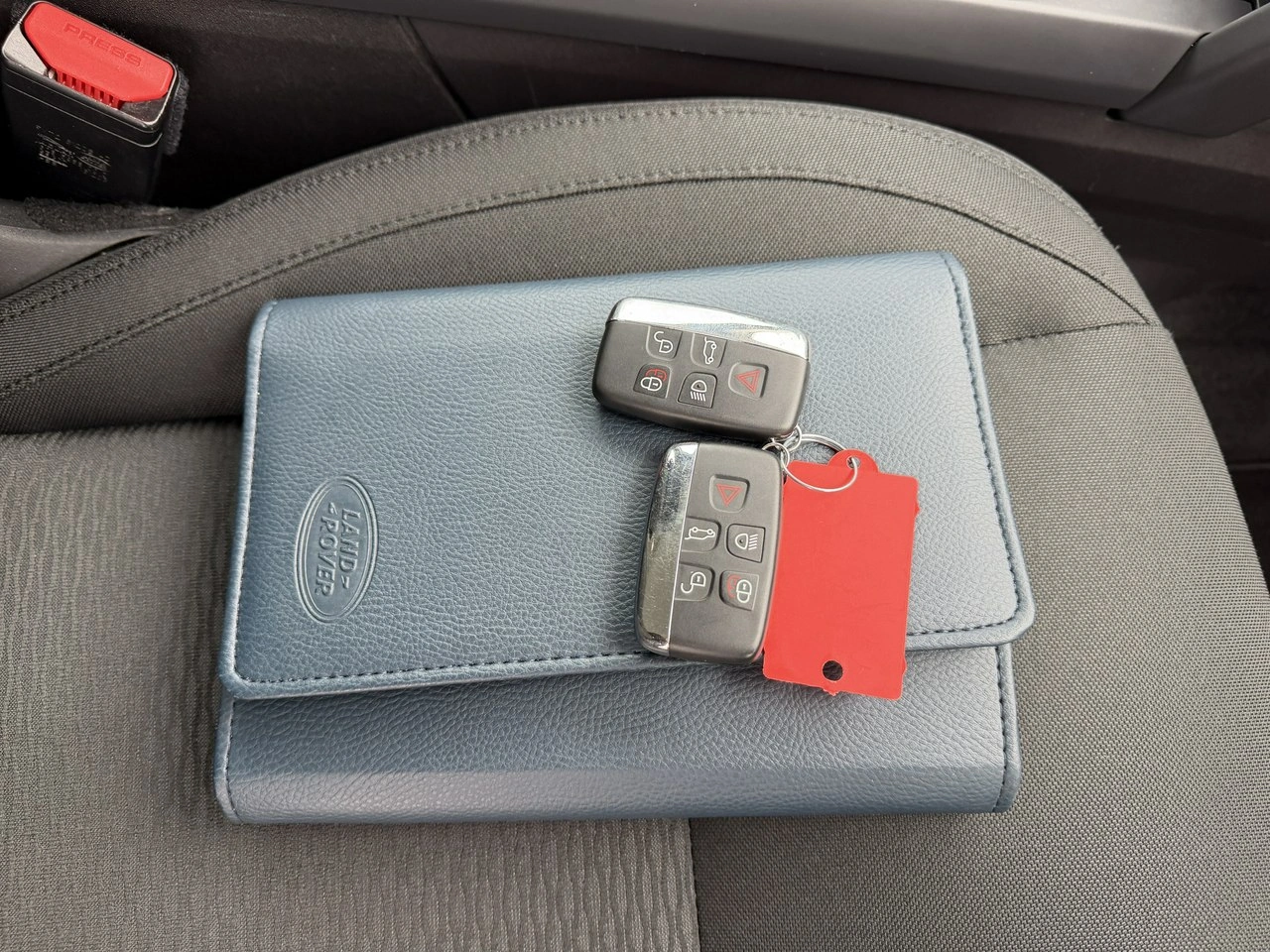 Land Rover Discovery Sport - Zdjęcie 37