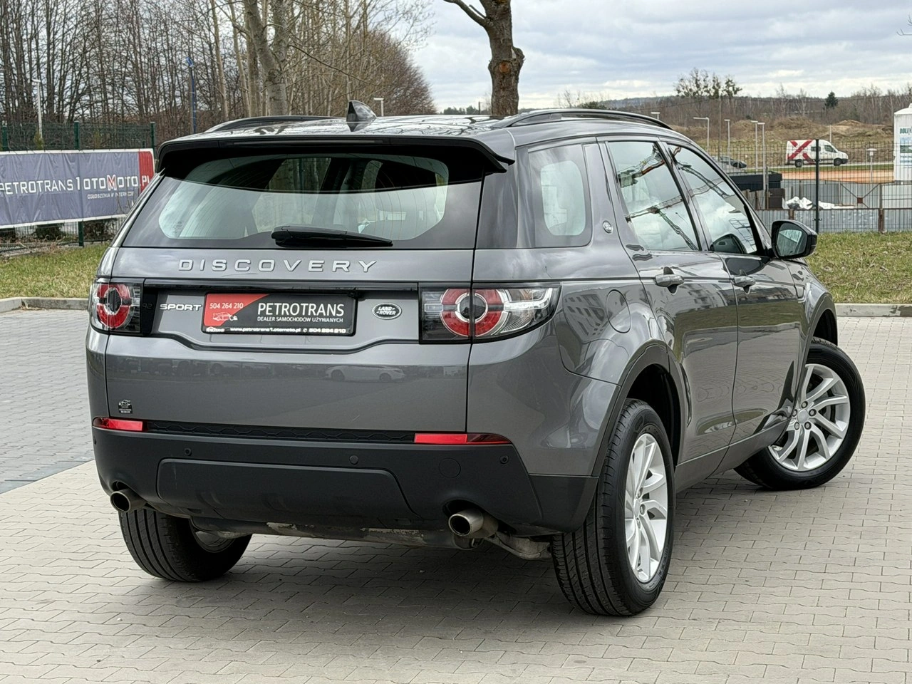 Land Rover Discovery Sport - Zdjęcie 10