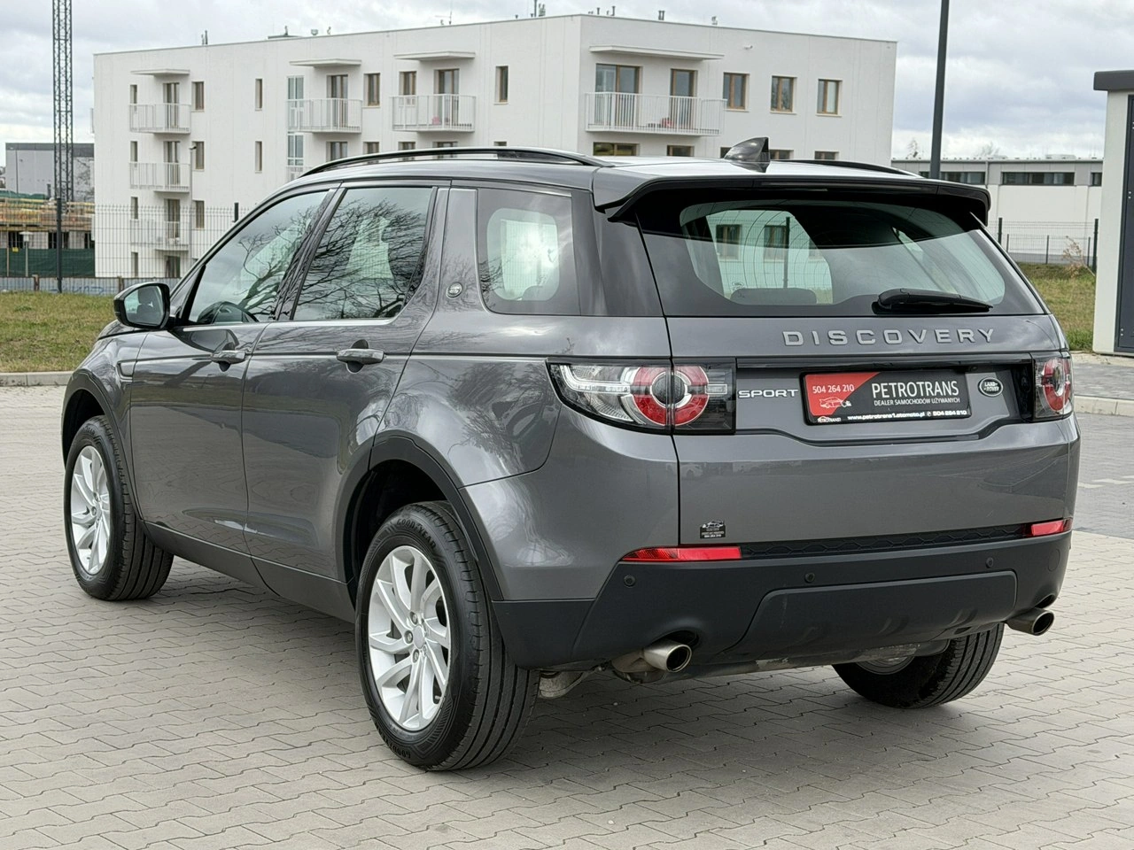 Land Rover Discovery Sport - Zdjęcie 8