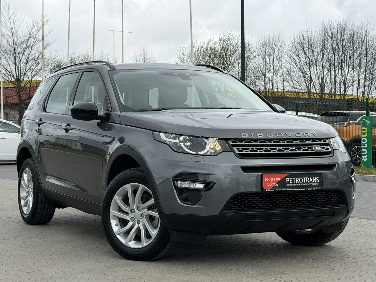 Land Rover Discovery Sport - Zdjęcie 14