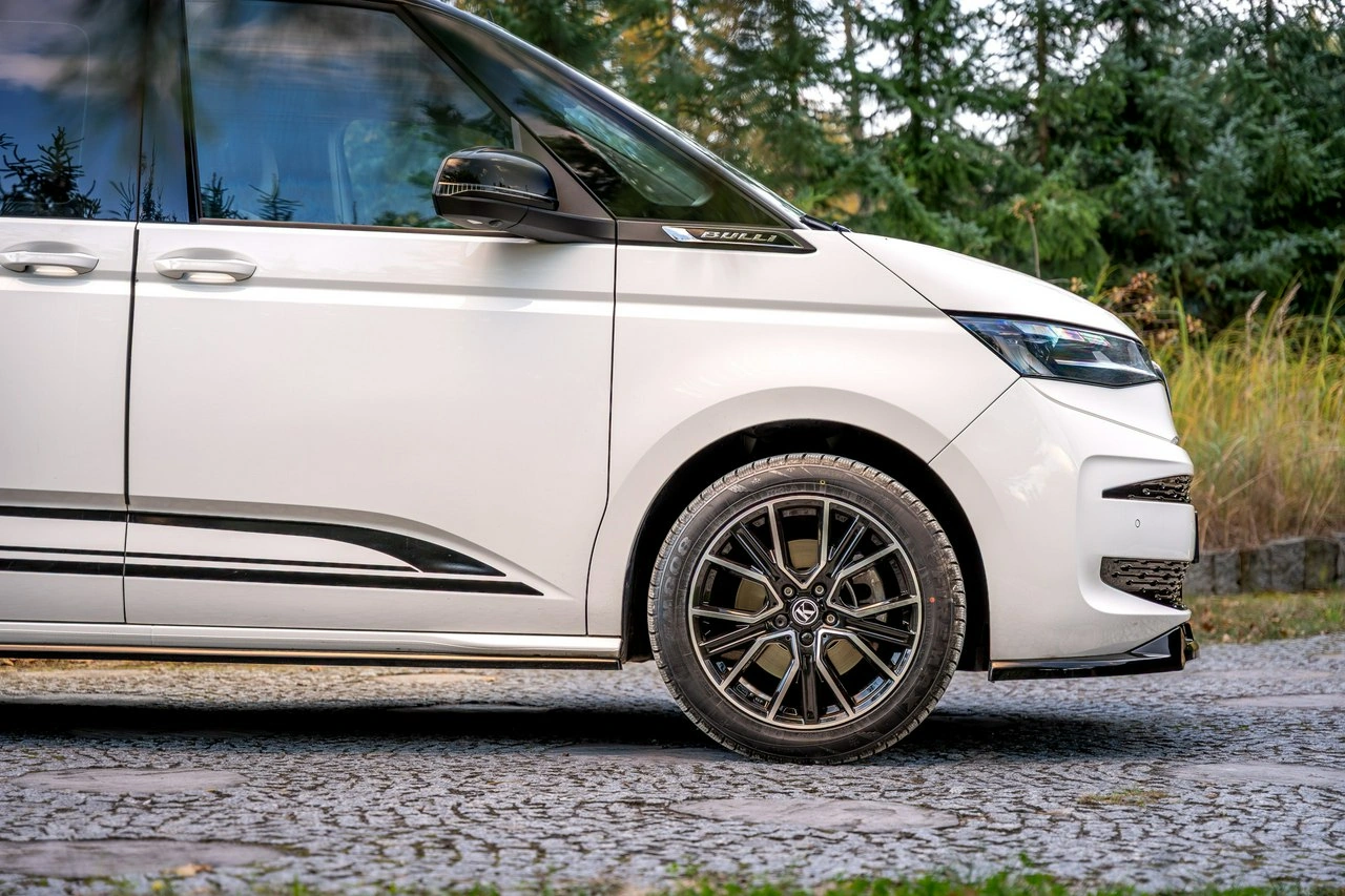 Volkswagen Multivan - Zdjęcie 17