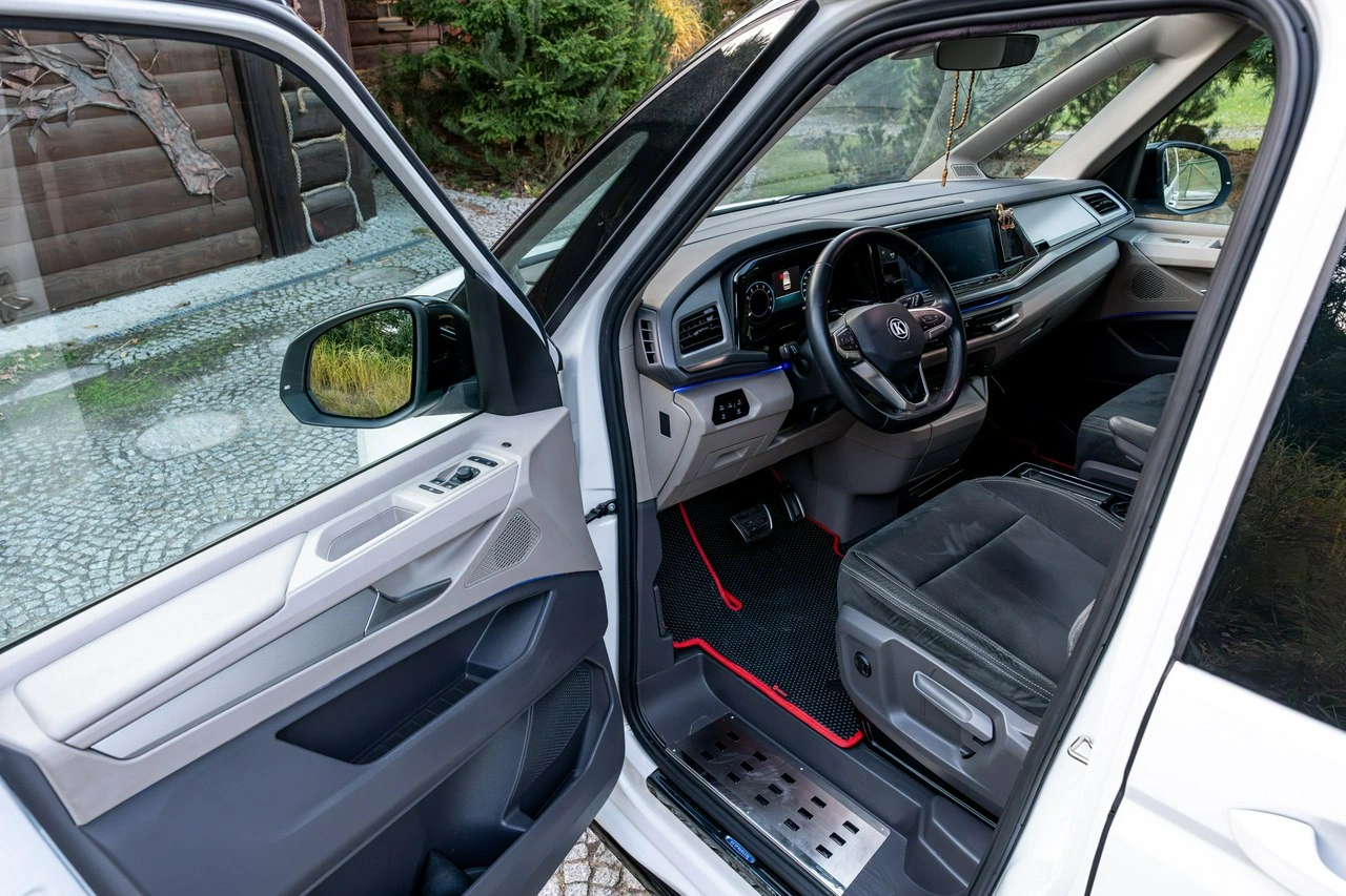 Volkswagen Multivan - Zdjęcie 32