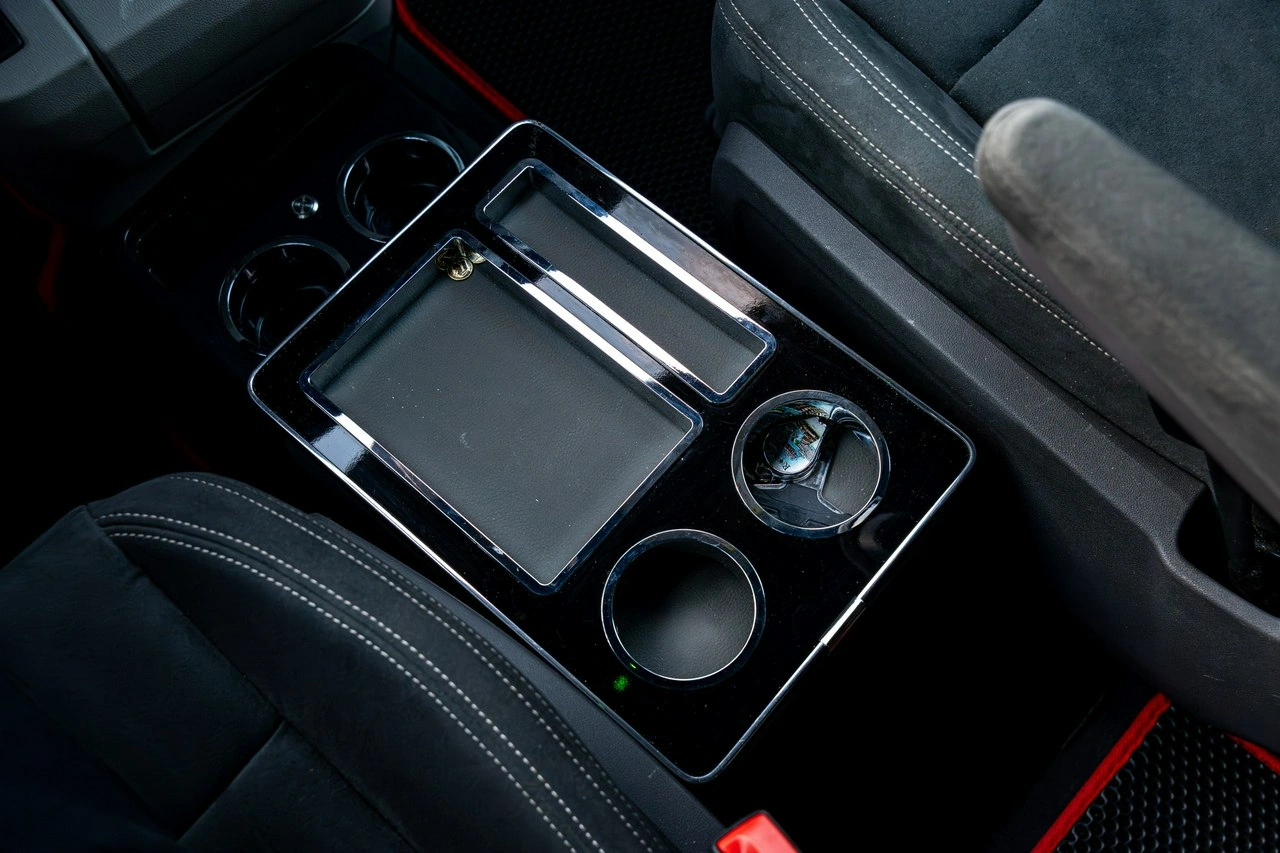 Volkswagen Multivan - Zdjęcie 36