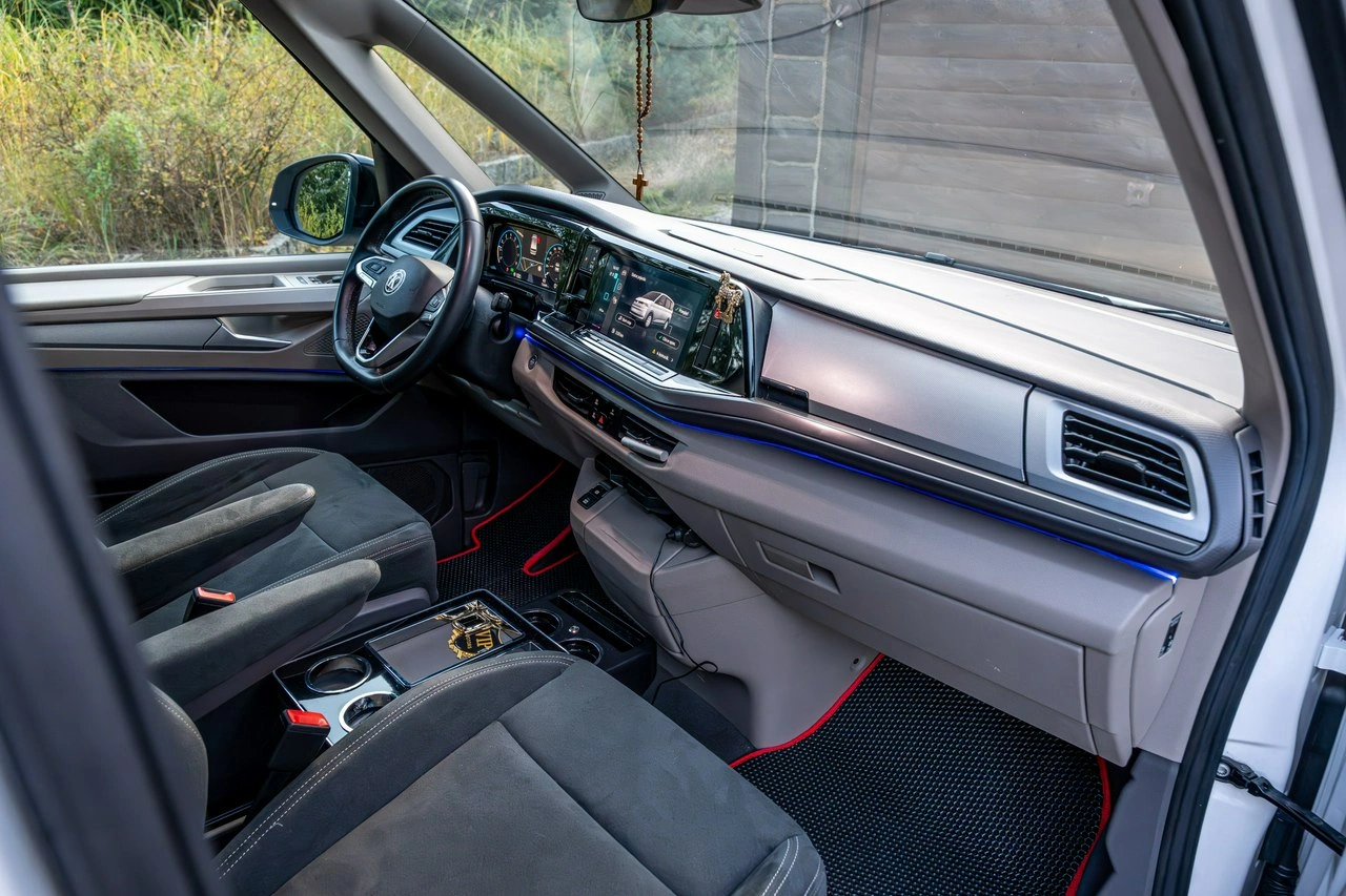 Volkswagen Multivan - Zdjęcie 38