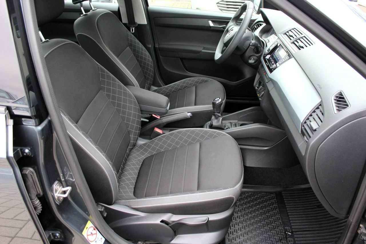 Skoda Fabia - Zdjęcie 8