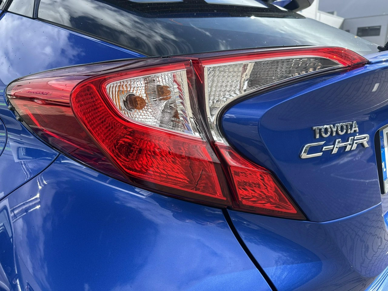 Toyota C-HR - Zdjęcie 9