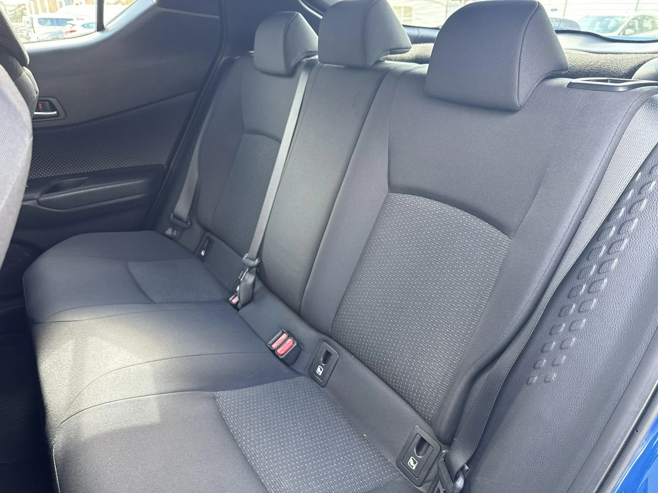 Toyota C-HR - Zdjęcie 15