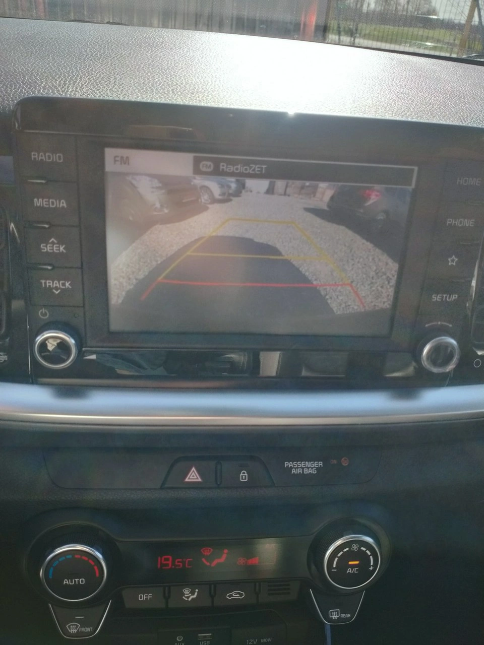 Kia Stonic - Zdjęcie 19