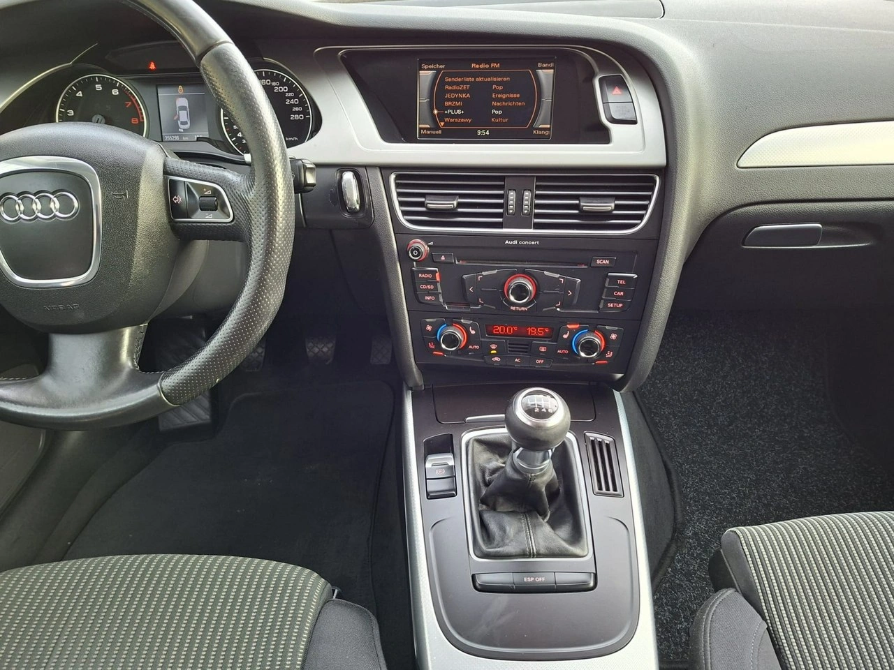 Audi A4 - Zdjęcie 21